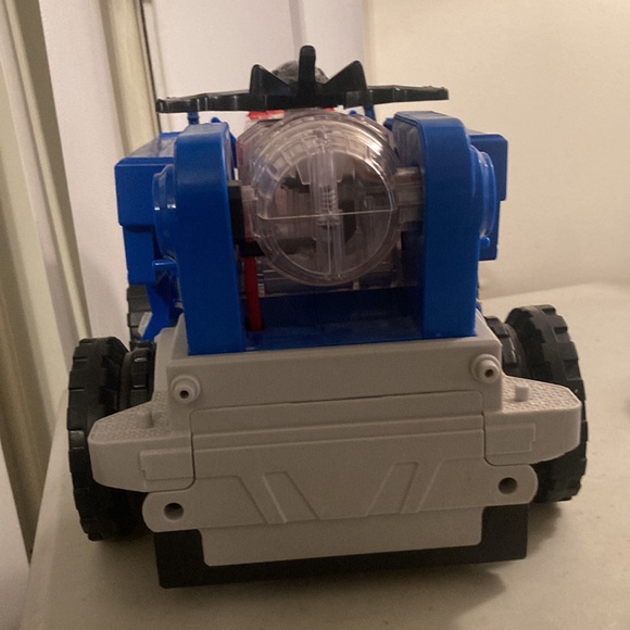 Fisher Price Imaginext® DC Super Friends™ RC Mobile Command Center DTM79 - Picture 4 of 5